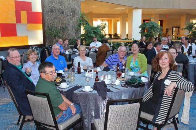 IMG_9811 reunion group